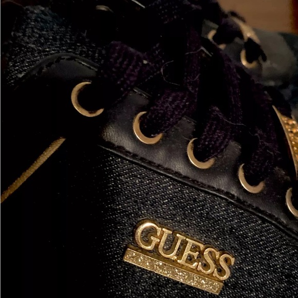 GUESS Denim Lace-Up Casual Low Top Sneakers Womems size 6.5 /7 Bling Sparkle - Picture 3 of 4